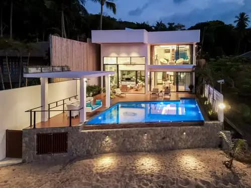 Villa Jintaleela – Poolvilla am Strand mit 4 Schlafzimmern am Bophut Beach, Koh Samui