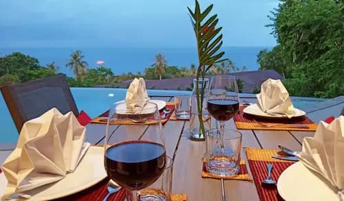 Villa mit 3 Schlafzimmern und Meerblick, privatem Infinity-Pool und Whirlpool in Chaweng, Koh Samui